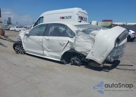 2014 Volkswagen Passat 1.8T Wolfsburg Edition from USA, damaged, VIN 1VWAT7A30EC113737